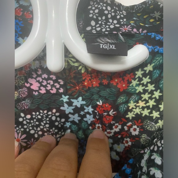 Beautiful long sleeves blouse - Picture 5 of 6